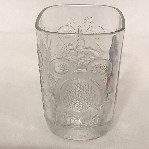 Walt Disney McDonalds Collectors Glasses 100 Years of Magic 2000-Set of 2 - Picture 10 of 12